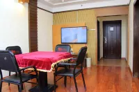 Boutique Holiday Hotel (Beihai Beibuwan Square)