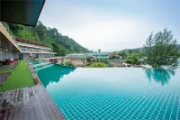 Phi Phi Cliff Beach Resort - Beach