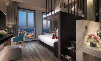 4. Mercure ..