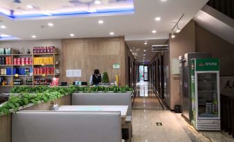Jun Royal Pavilion Hotel
