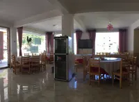 Songpinggou Yunmengge Holiday Hotel