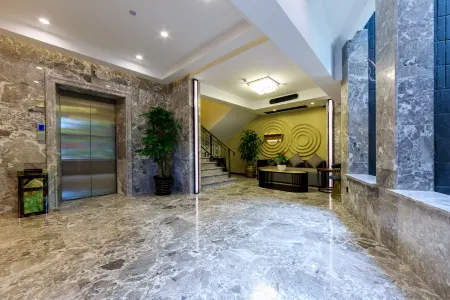 Home Inn Bai Yun Hotel (Shanghai Expo Park Sanlin store) Отели рядом с достопримечательностью «Chongfu Daoyuan»