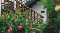 Red Persimmon Guanyi Huju Guesthouse