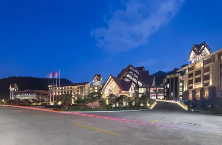 Jinglvlun International Hotel, Shaoguan Отели в г. Шаогуань