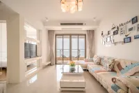 Beihai Beibu Gulf No.1 Yazhijia Scenic Apartment - Apartments
