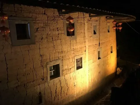 three sisters＇hotel