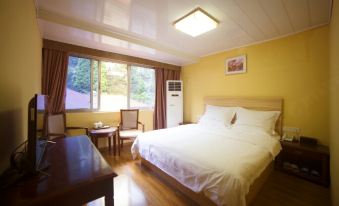 Lushan Jiaxiu Convenient Business Hotel