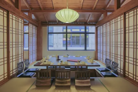 Gokurakuyu Hot Spring Hotel Shanghai Chuansha Отели рядом с достопримечательностью «Chuansha Ancient Town»