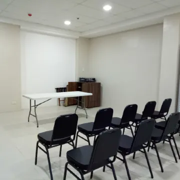 S Hotel & Residences