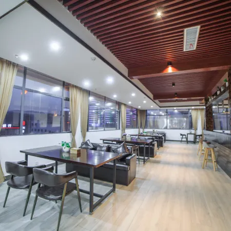 Wo Yu San Sheng Hotel