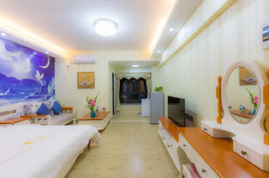 Lingdu Kongjian Apartment Hotel (Heyuan Wanlongcheng)