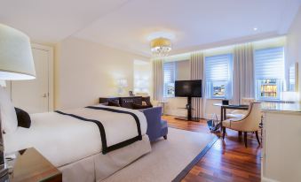 The Ritz-Carlton, Montreal