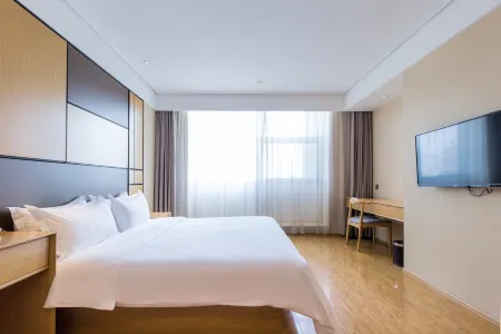 Ji Hotel (Hongqiao Hub Jiuting)