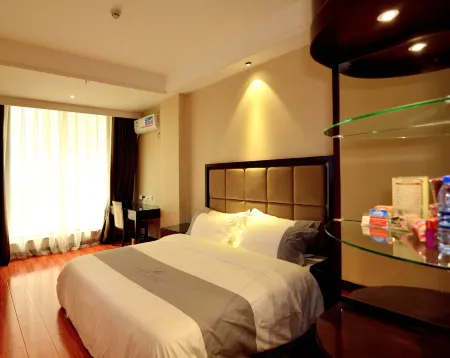 Hot Spring Banshan Hotel Отели рядом с достопримечательностью «Zhenhua Square»