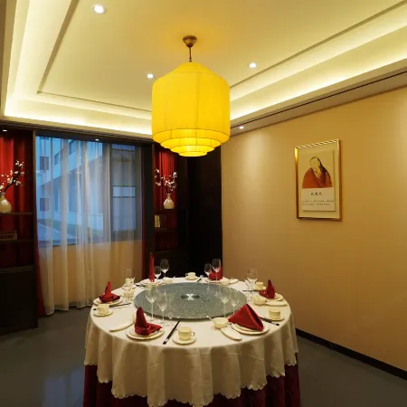 Dong'a Ajiao Culture Hotel