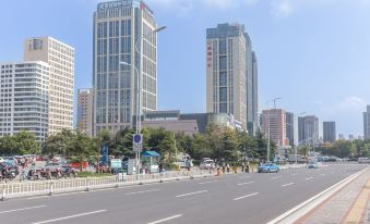 4. Tuyuan H..