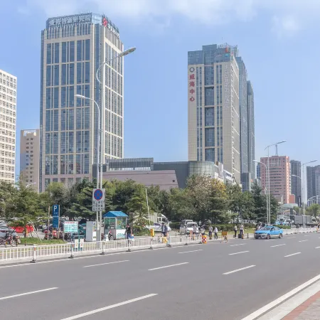 Tuyuan Holiday Apartment (Weihai Railway Station Hanlefang West Street)