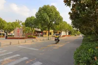 Zsmart Hotel (Zhuanqiao Metro Station) Hotels in Shanghai