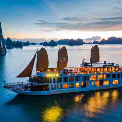 Emperor Cruises Legacy Ha Long Hotel Exterior