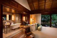 Constance Ephelia, Mahe