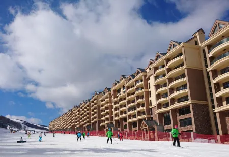 Genting World Hotel Отели рядом с достопримечательностью «Changcheng Ling Scenic Area»