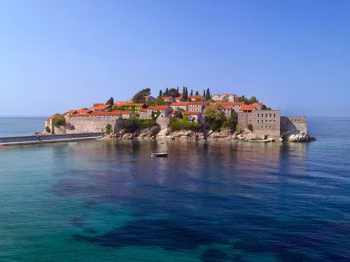 Aman Sveti Stefan - 5-Star