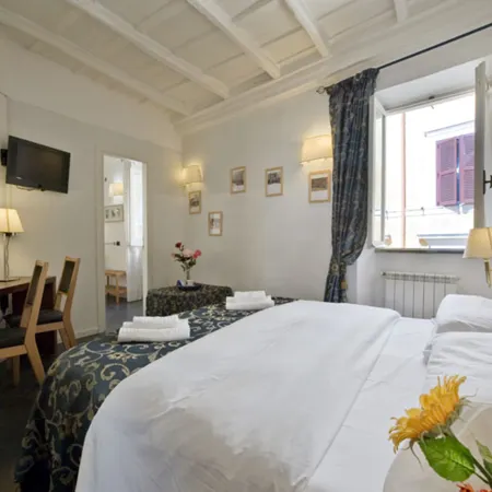 B&B Ventisei Scalini A Trastevere Отели рядом с достопримечательностью «Холм Джаниколо»