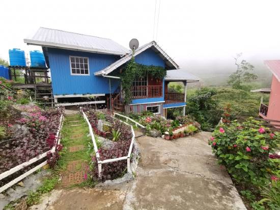 Anjung Rehat Jamsari Spacious Villa Room Reviews Photos Kundasang 2021 Deals Price Trip Com