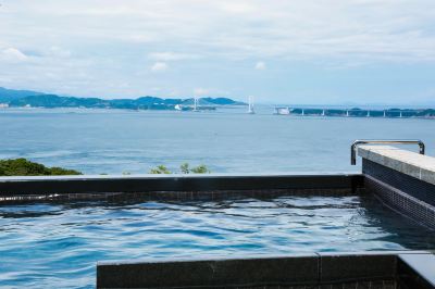 屋外プール プラザ淡路島の写真