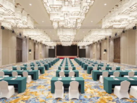 Zhong Ding Cloudshine Grand  Hotel Hotels in Yulin