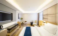 Metropolo Jinjiang Happy Town Jiulong Street Hotel - Bergblick