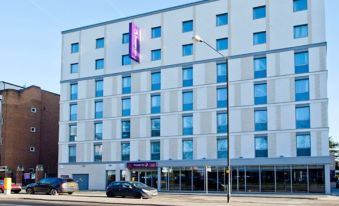 Premier Inn Slough Central South