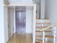 青岛新空间公寓 - 精致家庭房