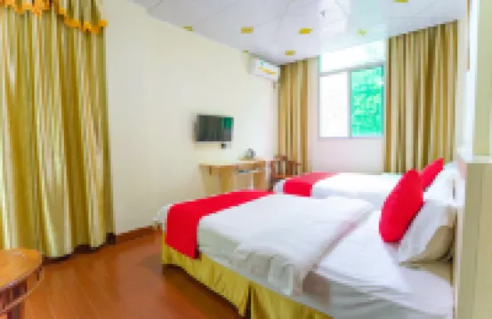 He Long Hotel