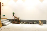 Hanlin Jiushe Inn (Jianshui Ancient City Zhujia Garden Store)