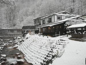 乳頭温泉郷 妙乃湯旅館