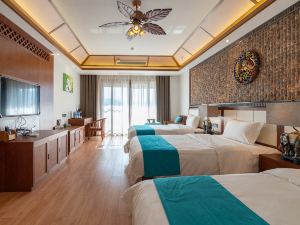 Shengshi Yining Holiday Hotel