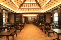 Langyashan Zhongkai Grand Hotel Hotels in Yi County