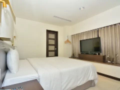 Bravo Hotel Hotels in Taichung
