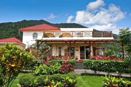 Bali Hostel Отели рядом с достопримечательностью «General Hall»