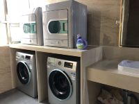 悦峰酒店(阳江汽车总站沃尔玛店) - 洗衣服务