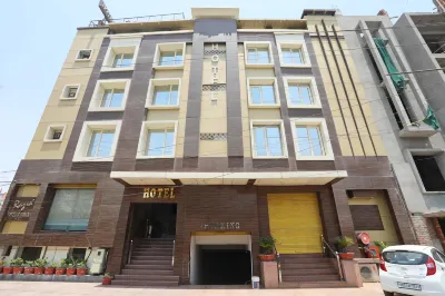 Hotel Razia Inn " A Unit of Sihag Construction & Real Estate Pvt Limited "