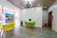 Xuyue Business Hotel (Xinzheng Sias College Branch)