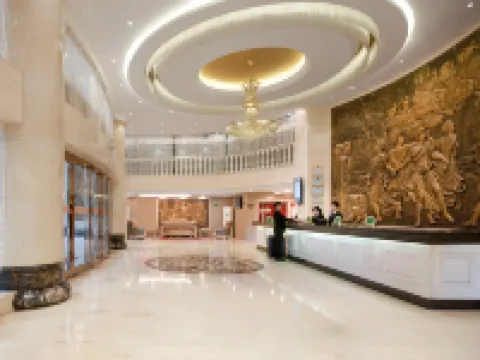 Golden Vienna Hotel Hotels in Fusui
