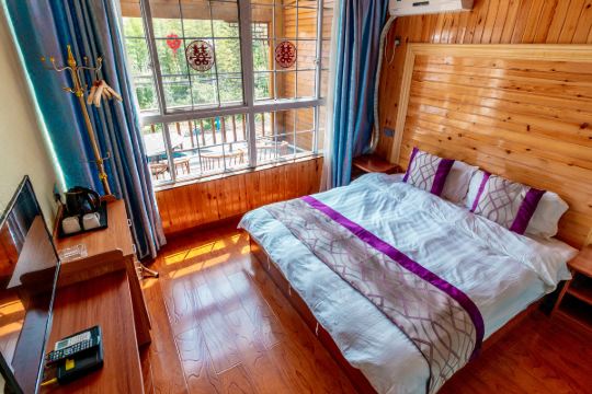 宜兴紫玥木屋农家乐