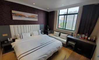 Xiping Minghao 19 Collection Hotel