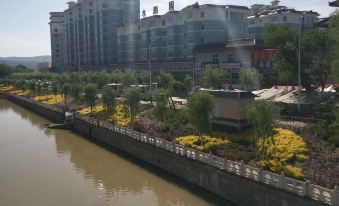 Wuyuan Runyuan Business Hotel - Housity