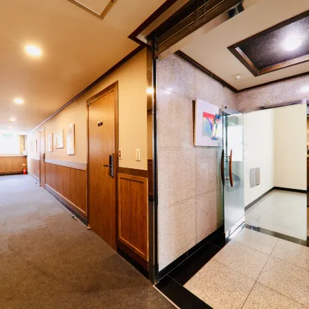Hotel B Отели рядом с достопримечательностью «Парк Самда»