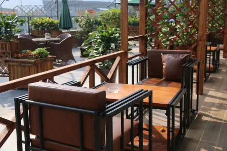 Zizhong Zhongtie Bomei Hotel Отели в г. Цзычжон