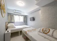 SKY INN(Tsim Sha Tsui Store C2 EXIT) Hotel di 